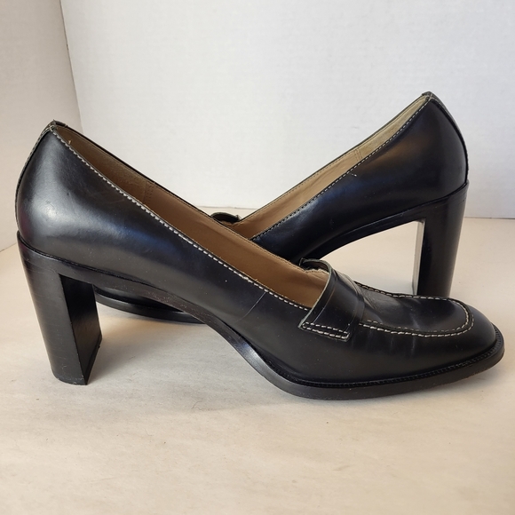 Circa Joan&David black leather white stitching heeled loafer size 9M - Picture 13 of 16